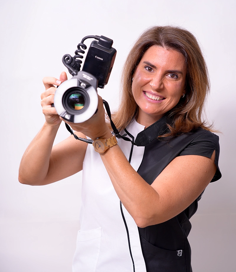 Dra Marta con cámara